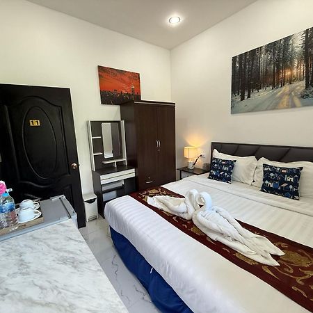 Hotel Heaven House Restro & Bar Patong Zewnętrze zdjęcie